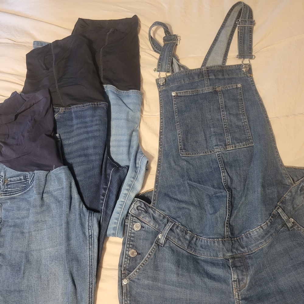 Maternity Jeans Lot (4 Pairs!)